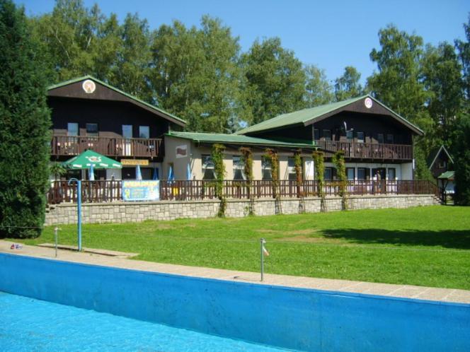 Autokemp Liberec Hotel Екстериор снимка